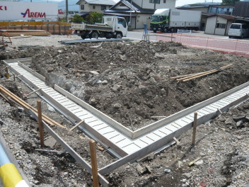 スズキアリーナ岡谷中央店工事進行状況