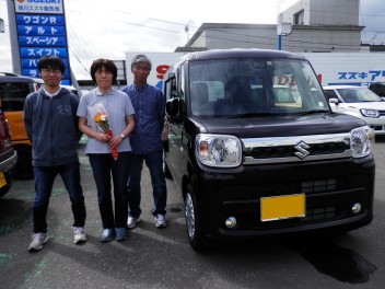 くつろぎの空間　スペーシア納車おめでとうございます！