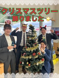 クリスマスツリー飾りました！！