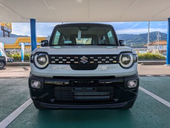 ネコ目のクロスビー入庫しました！！