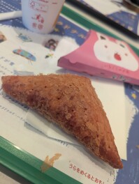 三角チョコパイの季節　マクドナルド　実ぼとイチぼ　HANA　NAOKO