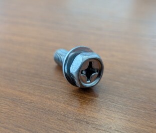 スズキ　ナンバープレートロックボルトをオススメします！