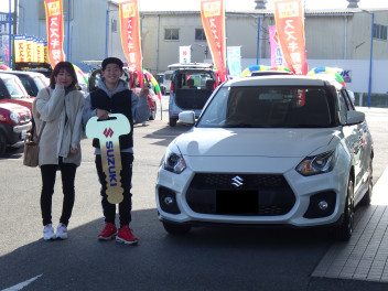 スイフトスポーツ、ご納車完了のお知らせ♪♪