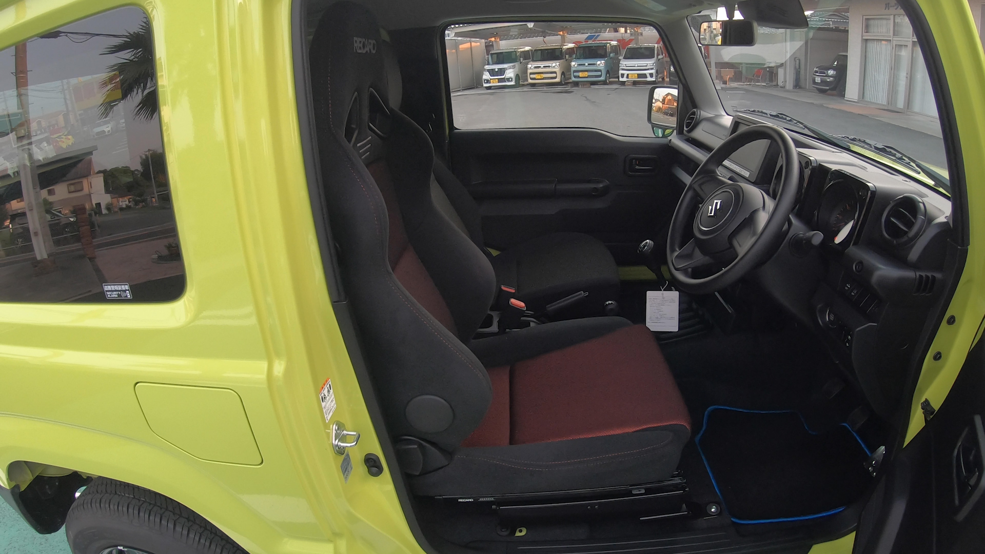 ジムニーへrecaroシートを その他 お店ブログ スズキアリーナ久留米西 ジムニーへrecaroシートを その他 お店ブログ スズキアリーナ久留米西
