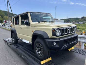 ジムニーノマド　ご納車おめでとうございます