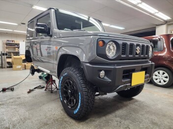 1台限定！登録済み未使用車ジムニーが約1ヶ月程度でご納車可能！！