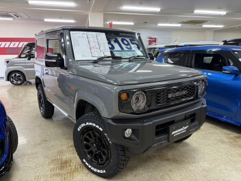 本決算大商談会開催中！ジムニーが通常より早くご納車可能！2台ご用意致しました！