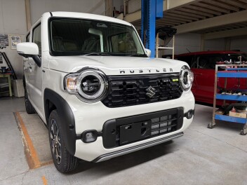 新車ハスラータフワイルド 低燃費ハイブリッド 即納可能！本決算大商談会開催中！低金利1.9％ 9月6日終了