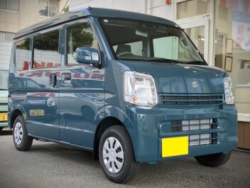 木更津市にお住まいのM様に、エブリィをご納車いたしました。