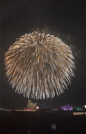 長岡花火2026　正三尺玉　打ち上げ開始でございま～す