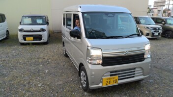 新型エブリィ試乗車あります！！
