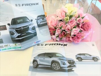 【新型フロンクス】予約受付開始！！　ティザーパンフレットお渡し中です！！