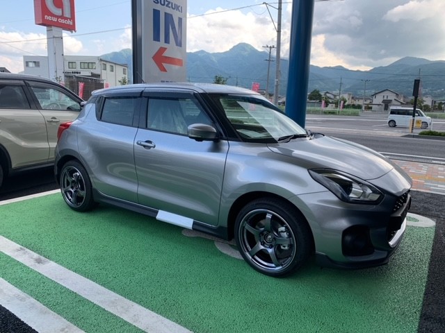 かっこいいスイフトスポーツ 新車情報 お店ブログ スズキアリーナ千曲 かっこいいスイフトスポーツ 新車情報 お店ブログ スズキアリーナ千曲