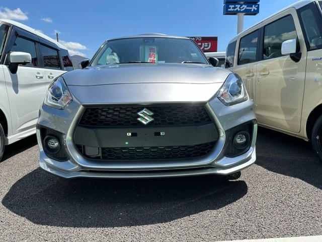 スイフトスポーツのエアロがカッコイイ！｜その他｜お店ブログ｜スズキ 