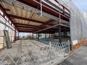 【新社屋建て替え工事】コンクリートが入りました(^▽^)