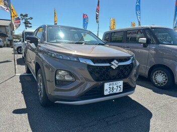 フロンクス★アースンブラウンパールメタリック　ご覧いただけます！
