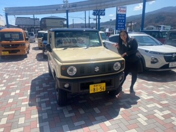 ジムニー５MT試乗車あります！