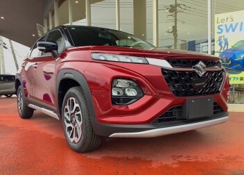 新型フロンクス試乗車到着！！(´▽｀*)