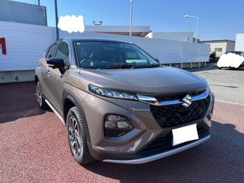 新型フロンクスアースンブラウンパールメタリックご納車しました