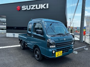 新しい展示車がやってきました！！