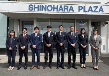 新しいスタッフが加わりました！