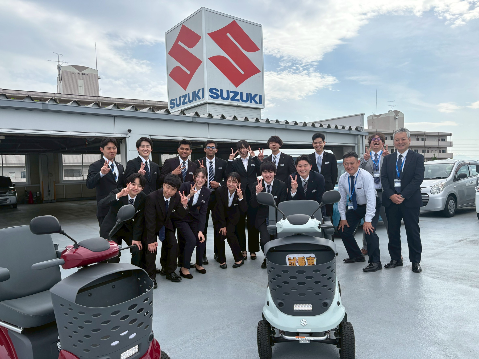 新入社員研修の様子 セニアカー編|採用情報トピックス|採用情報 新入社員研修の様子 セニアカー編|採用情報トピックス|採用情報