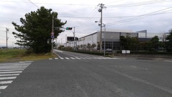 土曜日の竜南工業団地