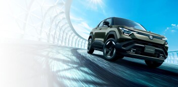 スズキの電気自動車　「ｅビターラ」が正式発表されました！！