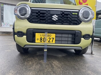 【水たまり・大雨】ネットの情報を信じるとエンジン全損！？本当の車の限界深度とは
