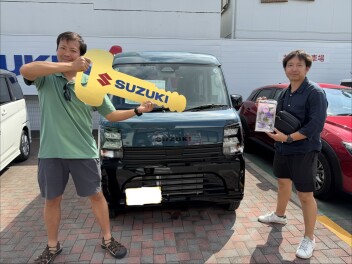 E様ご納車おめでとうございます。