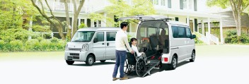 福祉車両に予防安全技術「スズキ セーフティ サポート」の機能がさらに充実しました！