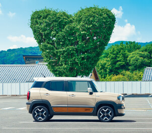 タイクツしないSUV  新型クロスビー 登場！