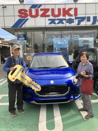 ご納車おめでとうございます☆彡【スイフト】