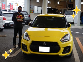 スイフトスポーツご納車させていただきました☆彡