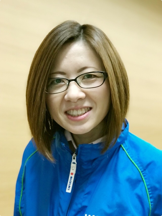 石栗　貴子