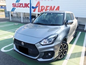 新型スイフトスポーツ プレミアムシルバー を納車いたしました ミ 納車ギャラリー お店ブログ 株式会社高野山スズキ スズキアリーナ下関中央