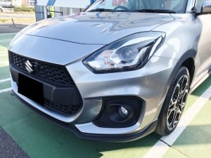 新型スイフトスポーツ プレミアムシルバー を納車いたしました ミ 納車ギャラリー お店ブログ 株式会社高野山スズキ スズキアリーナ下関中央