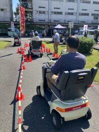 県自感謝祭
