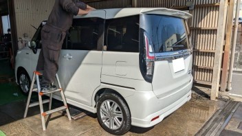 車検/点検時に手洗い洗車サービスやってます