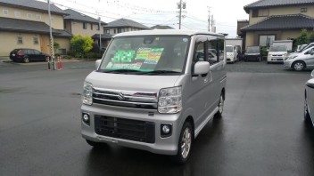 新車？中古車？それとも・・・？