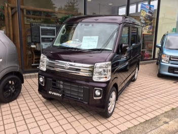 新しい展示車入りました！！！