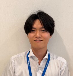 はじめまして！！