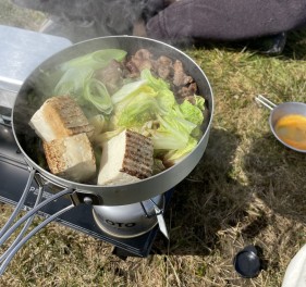 えっ！！山頂ですき焼きですか？！