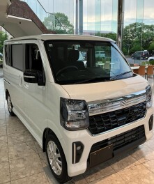 エブリィワゴン展示中です