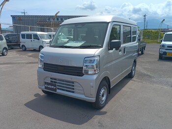 新型エブリイ　展示車入荷！