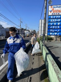 朝の清掃活動
