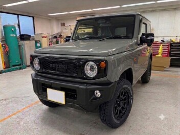 ジムニーJB64W 登録済み未使用車が最短8月～9月にご納車が可能！