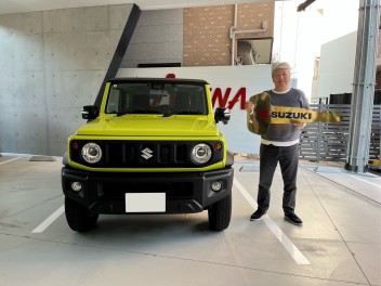 ジムニーシエラ　ご納車おめでとうございます