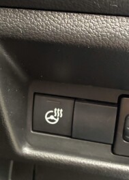 シートヒーターなんてもはや当たり前！時代は○○ヒーター！