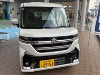 人気車種のスペーシアカスタムが試乗車、展示車としてきました!!